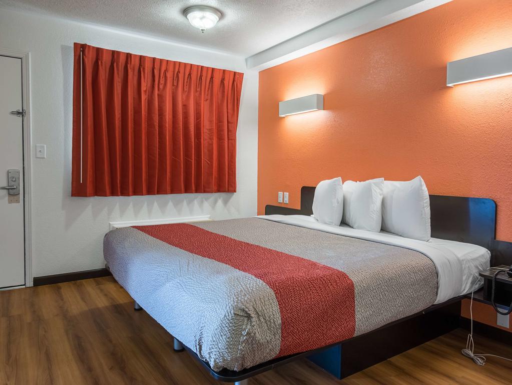 Motel 6-Columbus, Oh - Osu Exterior photo